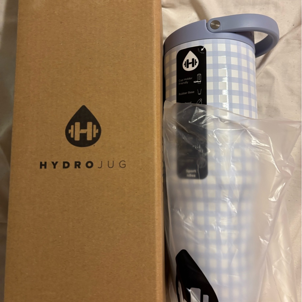 HydroJug Light Blue Gingham CLOUD 9 40oz sport